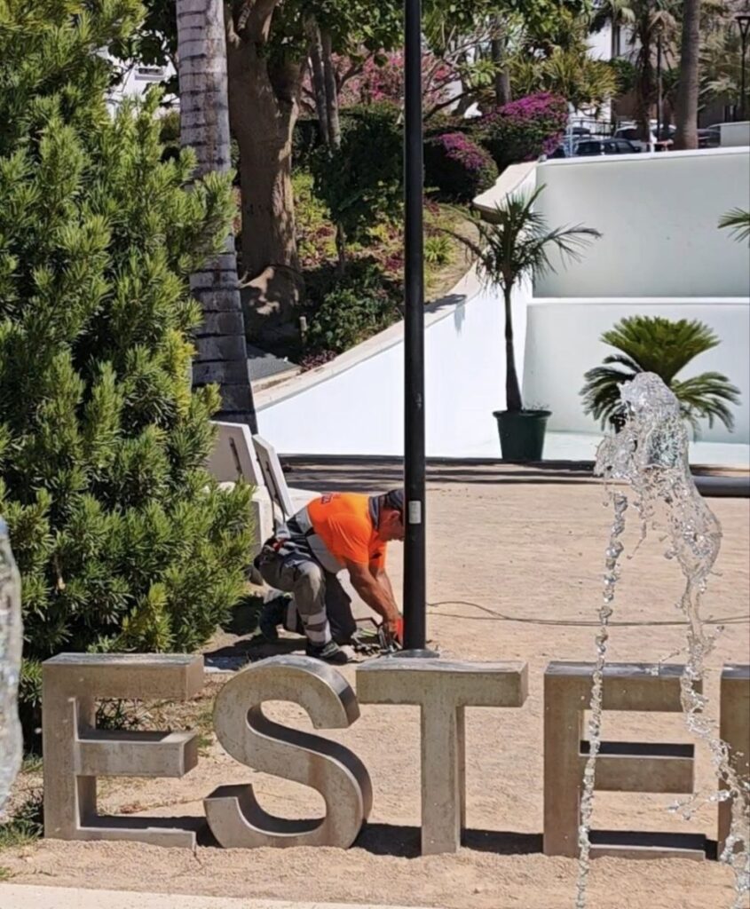 En el Parque Botánico Orquidario se instalan 60 luminarias LED y 100 puntos de luz escénica para completar su remodelaciónBorrador automático