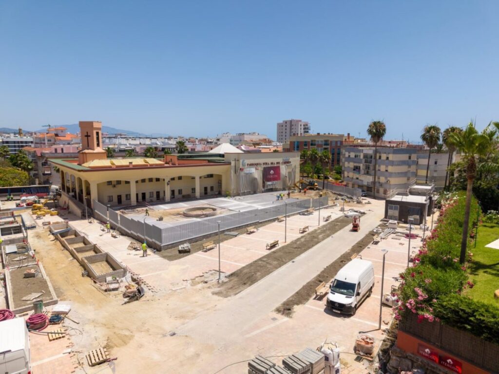 Las obras del aparcamiento de El Carmen, en Estepona, encaran su recta final con apertura prevista para el veranom